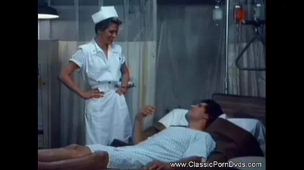 Assista ao total de Enfermeiras pornográficas vintage de 1972 vídeos