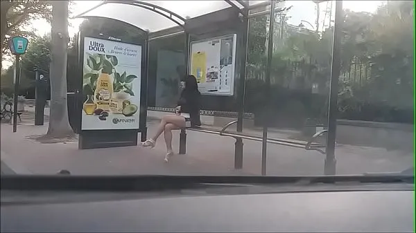 Se bitch at a bus stop totalt videoer
