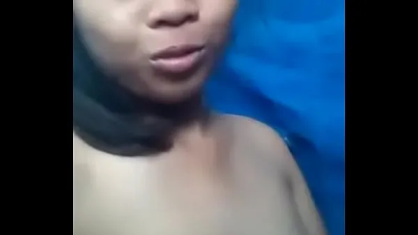Guarda Filipino girlfriend show everything to boyfriend video in totale