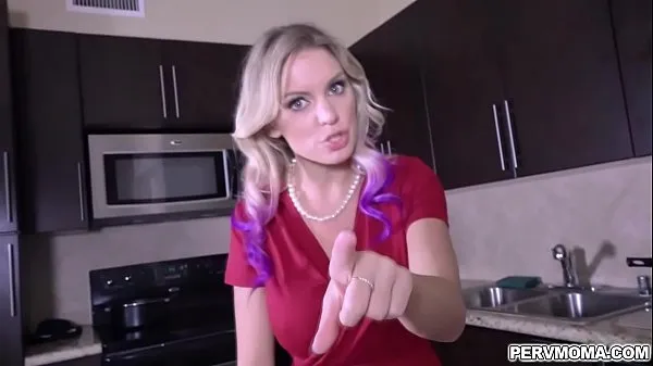 Titta på totalt Blonde shoplifter MILF Kenzie Taylor got caught and blackmailed by stepson and performs a handsfree blowjob while wearing handcuffs videor