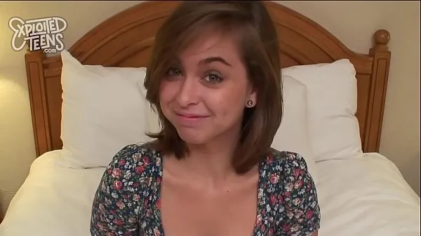 Watch Riley Reid Makes Her Very First Adult Video total Videos