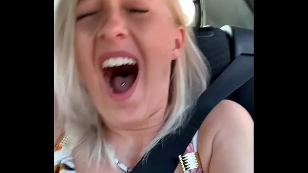 ชมวิดีโอทั้งหมด OMG! Secretly fingered to orgasm in the taxi รายการ