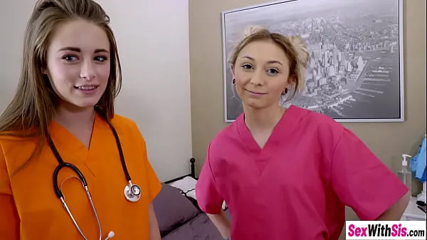 دیکھیں My nurse stepsis Chloe Temple sucking my big dick and got fucked so deep کل ویڈیوز