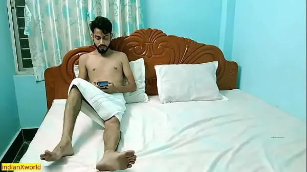 Hintli genç oğlan Mumbai'de güzel otel kızını sikiyor! Hint otel seks toplam Videoyu izleyin