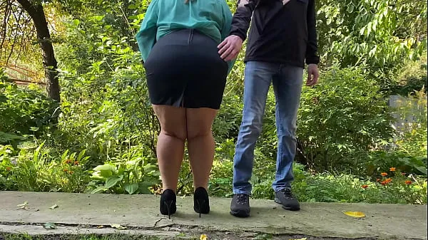 Watch Holding Her Gorgeous Ass While She Pissing Doggystyle in the Park total Videos