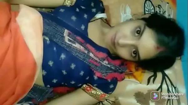 Ver Chica virgen india ha perdido la virginidad con su novio vídeos en total
