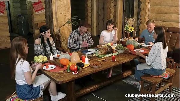 Bekijk in totaal Thanksgiving Dinner turns into Fucking Fiesta by ClubSweethearts video's